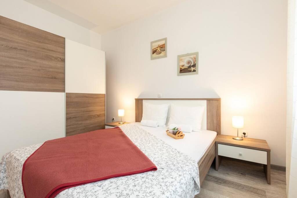 Apartments Doris, Krk Крк Экстерьер фото